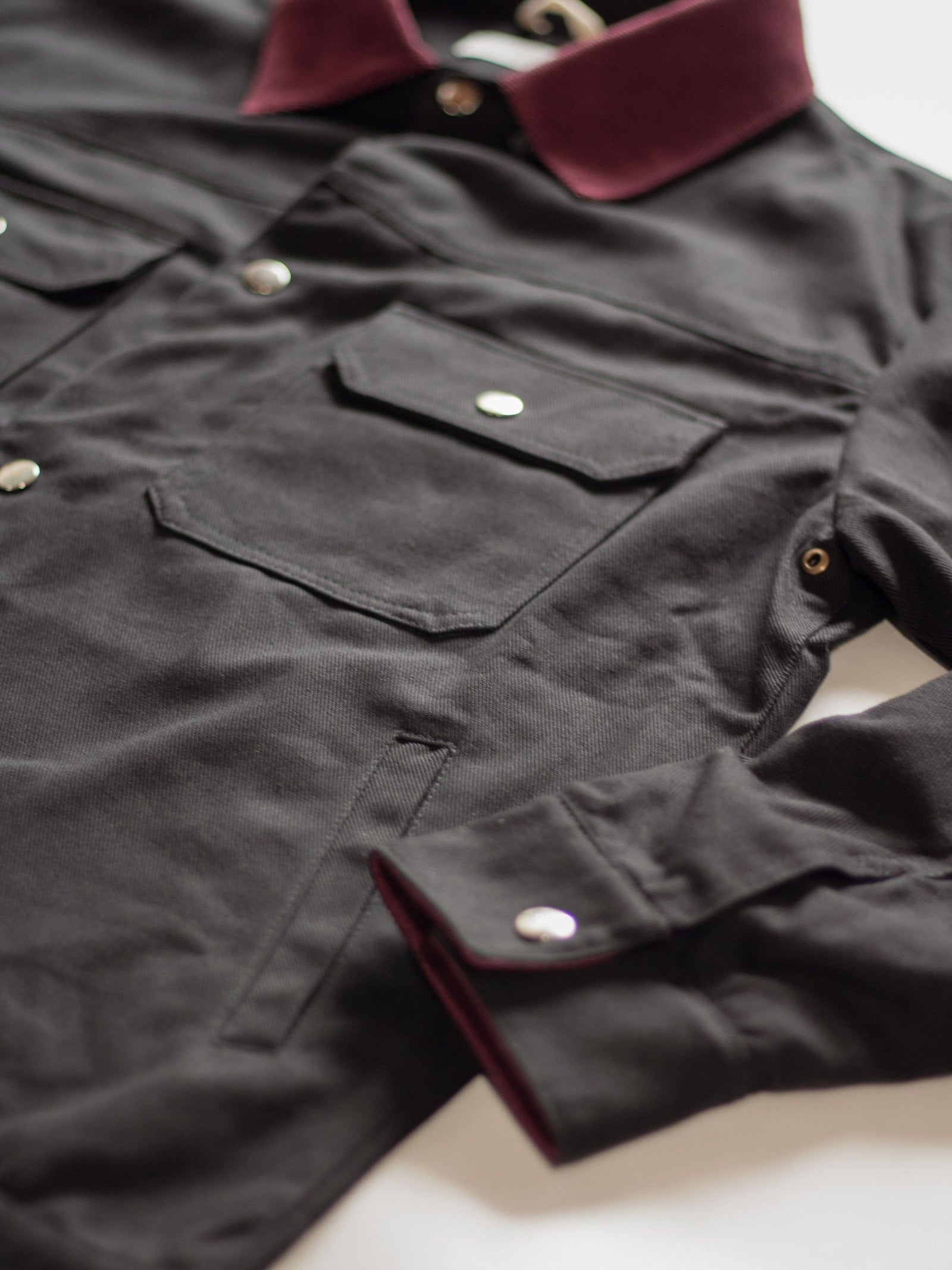 Chaqueta Cocora vinotinto